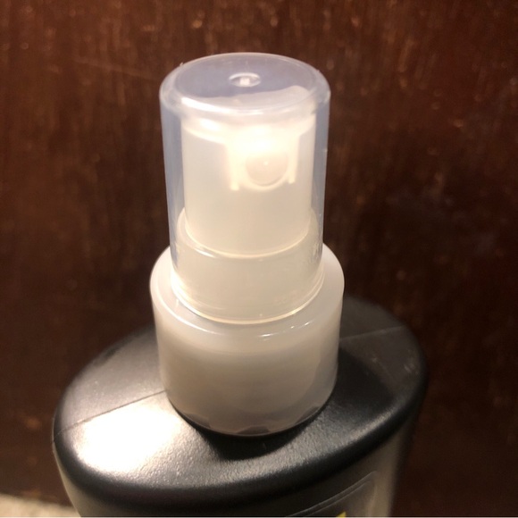 L'Oreal Paris Studio Line Mega Spritz Finishing Spray Hairspray Max Hold, 8.5oz - Picture 7 of 8